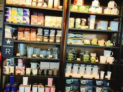 零售区-星巴克臻选(深圳皇庭广场分店)