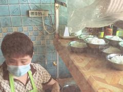 -灵山卢梅燕粉店