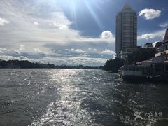 -彩虹云霄拜约克摩天塔