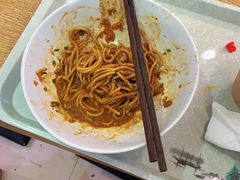 -王拐拐热干面·武汉三鲜豆皮(徐家汇店)