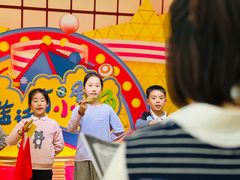 -蓝话筒·少儿成人演讲口才·主持朗诵·戏剧表演(大华第一坊店)