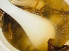 金线莲炖鸡爪-大头唛·啫鸡煲.粤菜.专门店(289艺术园区店)