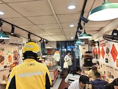 -柳州肥姨妈大骨螺蛳粉(东靖路店)