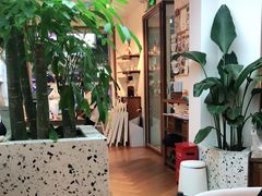 -Line 咖啡(石厦花园店)