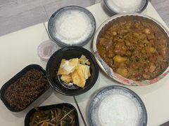 -浩海火燒雲傣家菜(芮欧百货店)