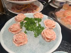 -得意咚瓜·顺德鱼生·冬瓜火锅(深圳首店)