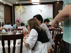 大堂-溱湖八鲜菜馆