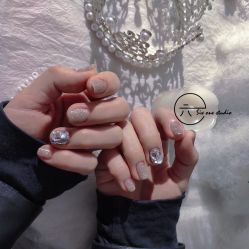 -SixOne六一日式美甲美睫