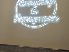 -满记甜品(巴黎春天宝山店)