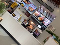 -老娘舅餐厅(黄龙体育中心店)