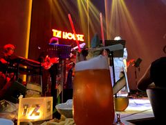 -TZ House音乐现场(来福士中心店)