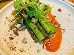 炭烤芦笋配杏仁红椒酱-Grande A'moo(上海万象城店)