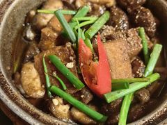 -Cuc Gach Quan Restaurant