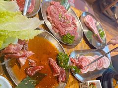 -金刚山黑牛炭火自助烤肉(西大望路店)