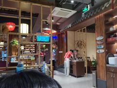 -湘西小馆(滨河路店)