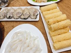 -濠轩阁特色生蚝火锅(水湾路店)