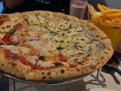 双拼披萨-Primo·丽莫意大利窑烤披萨