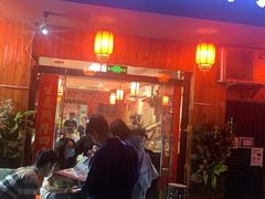 门面-东北哈尔滨酱骨头馆房掌柜铁锅炖