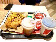 -肯德基(东安路站店)