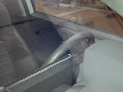 -鲨鱼皮汽车凹陷玻璃修复(静安店)