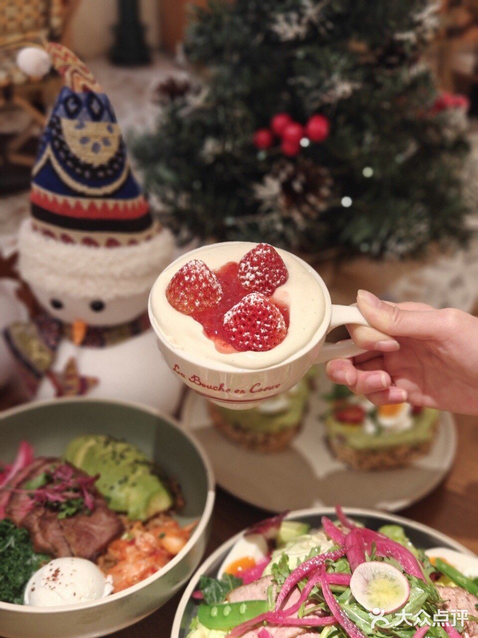 圣诞季🎄草莓脑袋千万别错过……🤩