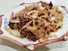 干炒牛河-标记美食新鲜猪杂(兴南大道店)