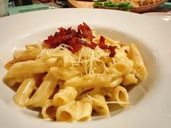 -卷心菜和避孕套餐厅(Pattaya)