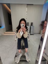 -PE SALON