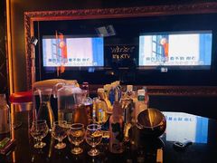 -温莎KTV(珠江路店)