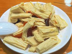 -伊京轩兰州牛肉面(闹市口店)