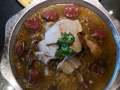 -靠山屯东北农家菜(八龙桥雅苑店)