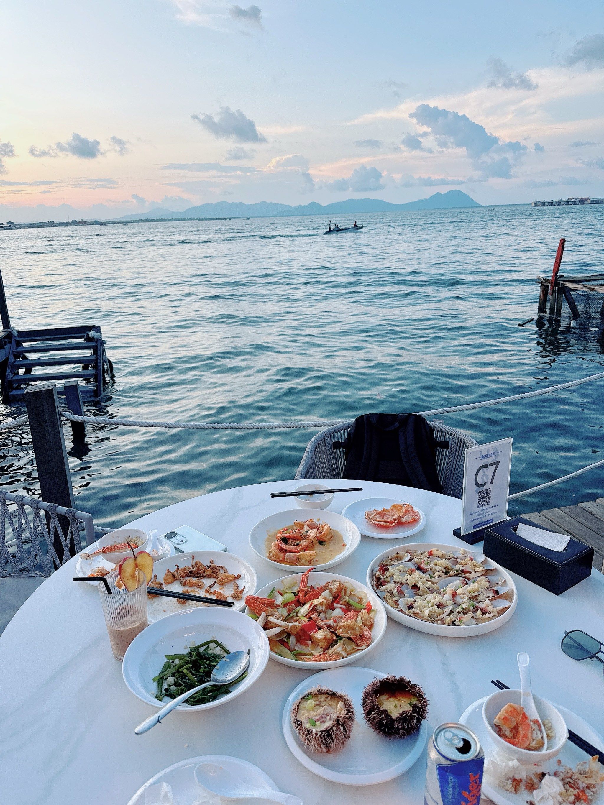 海边餐厅的风景侧影-海角一号餐厅