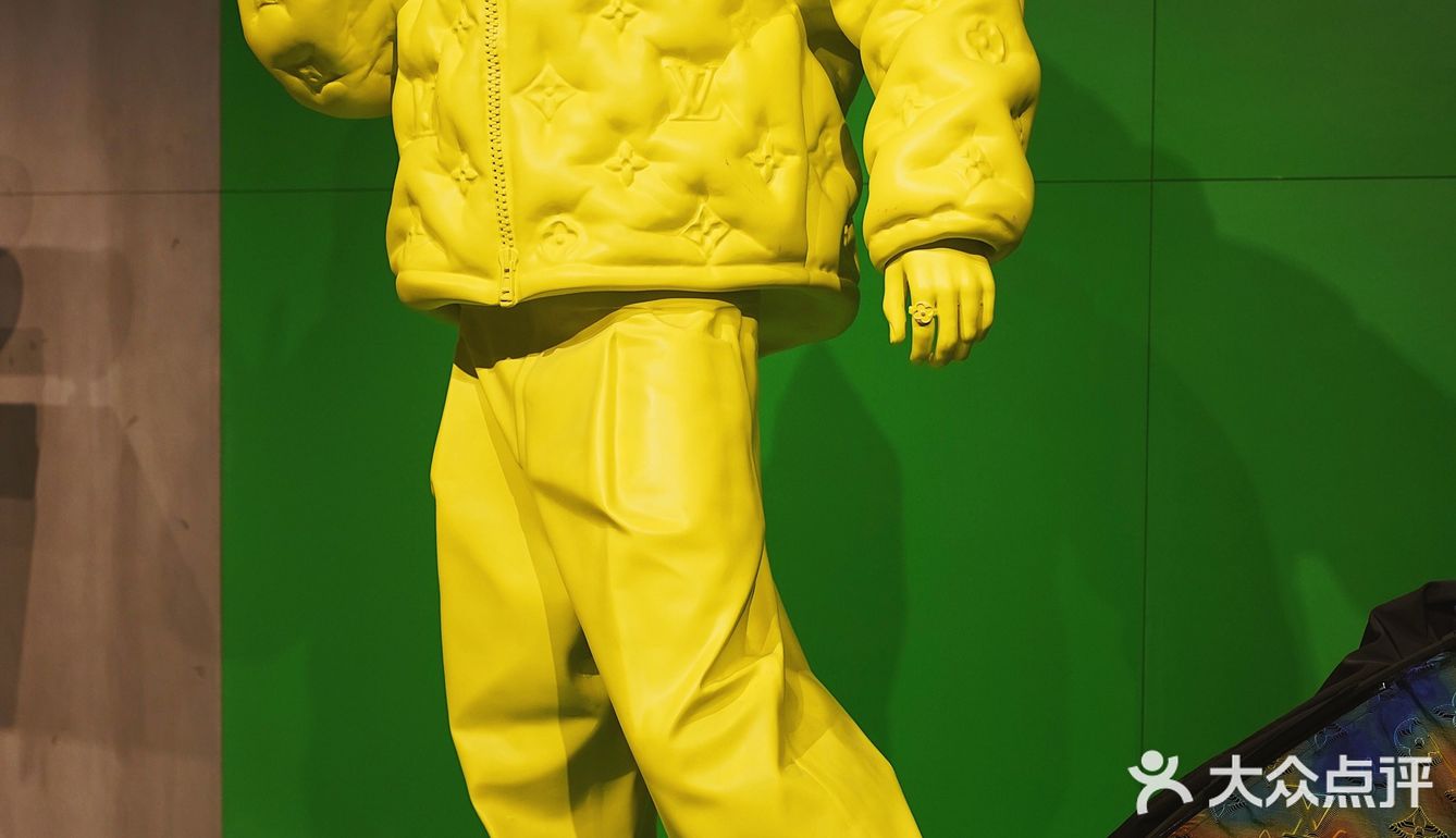 杭州首展❗️《看见LV》全球巡展 龚俊 欧阳娜娜等众多明星打卡