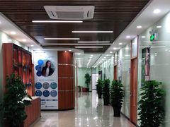 -茂菊口腔连锁(浦东南路店)