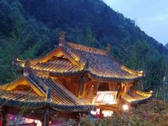 -楠柏弯休闲山庄(梨花溪店)