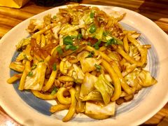 地狱肥牛炒乌冬面-石屋料理(南京西路店)