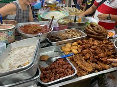 -瓦洛洛传统市场