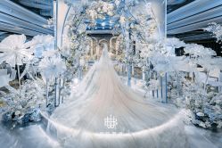 -MANLI BRIDAL婚纱