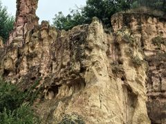 -彩色沙林风景区