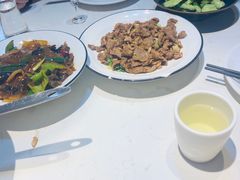 -丁里羊肉小镇(天鹅湖总店)