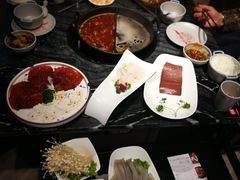 -热火朝天鲜切牛肉火锅(南强街巷店)