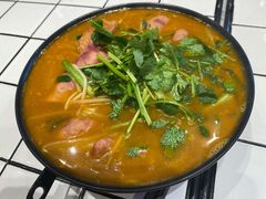 古法炸酱干炒米线-肥汁米蘭香港米线(长宁来福士店)