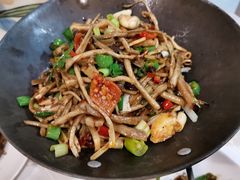 干锅鲜茶树菇-马凯餐厅(长椿街店)