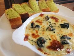 -LUCCA卢卡西班牙海鲜饭(远洋广场店)
