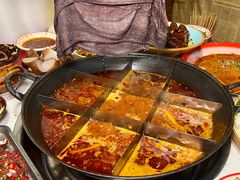 -厂花素芬九宫格火锅(银泰店)