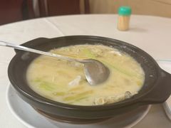 -品香菜馆(旗峰路中侨大厦店)