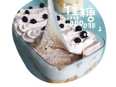 焦糖咖啡-蜜蜂小象·榴莲千层蛋糕(时代汇11栋店)