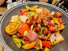 -肖四女乐山跷脚牛肉(滨江天街店)