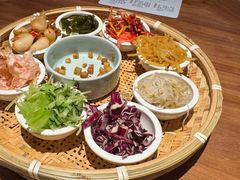 -包整·丝娃娃(一览甲秀楼风景店)