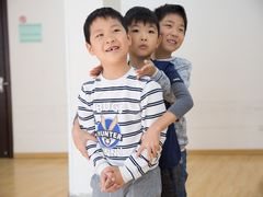 -猴有戏教育戏剧·音乐剧·主持口才·演讲朗诵辩论(环球港华师大校区)